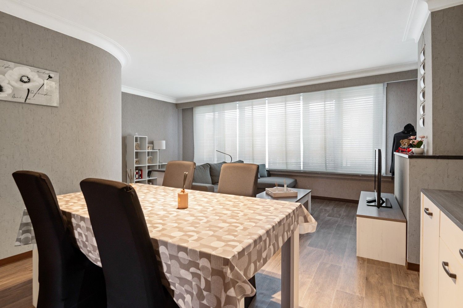 Instapklaar appartement in de Zwarte-Arend! foto 3