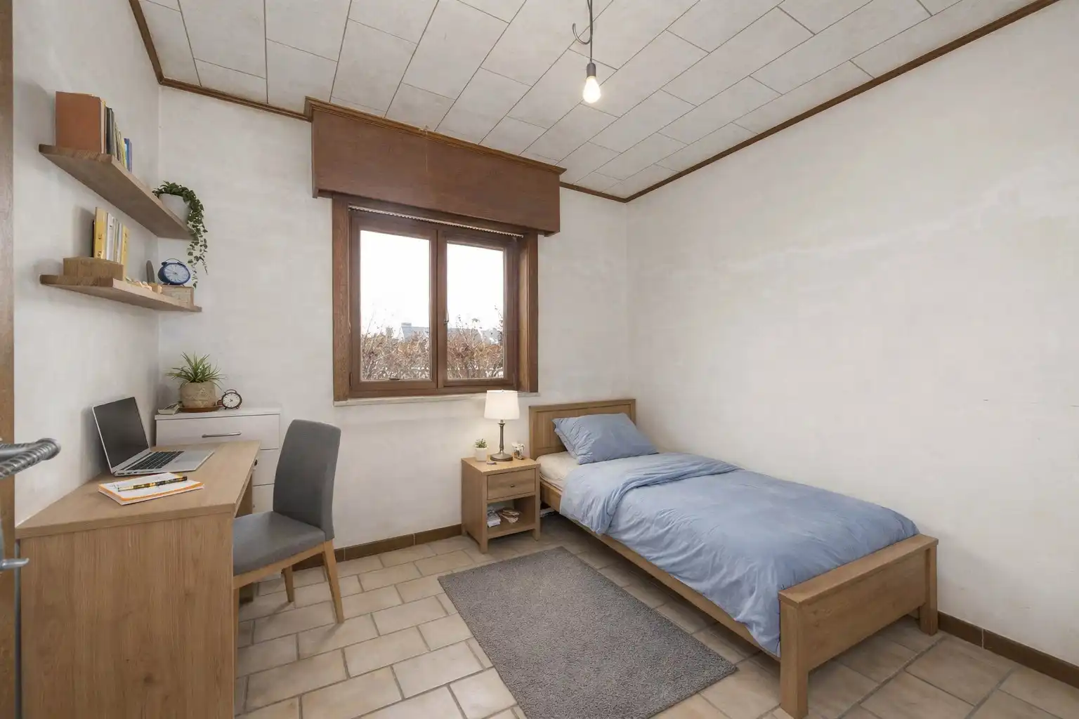 ALLEENSTAANDE WONING OP 586 m² MET TUIN | 2 SLPKS | GARAGE foto 9