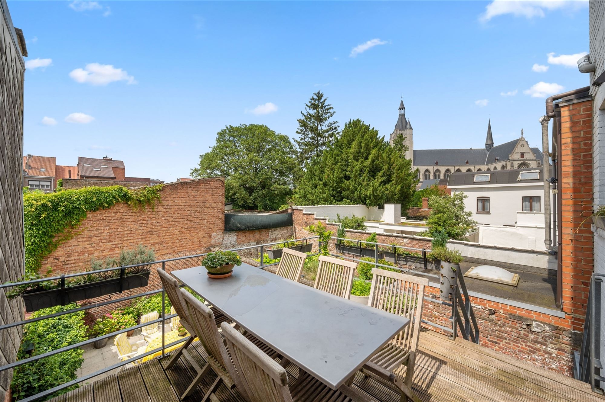 Klassevol herenhuis met 5 slaapkamers en praktijkruimte in hartje Mechelen foto 36