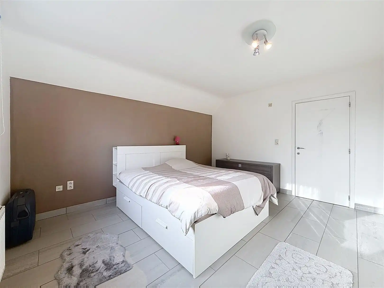 Ruime open bebouwing, 3 slpks, garage, tuin, 16a 05ca foto 26