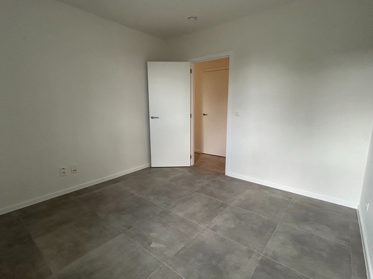 Nieuwbouw appartement met 2 slaapkamers en terras op toplocatie in Lier foto 18