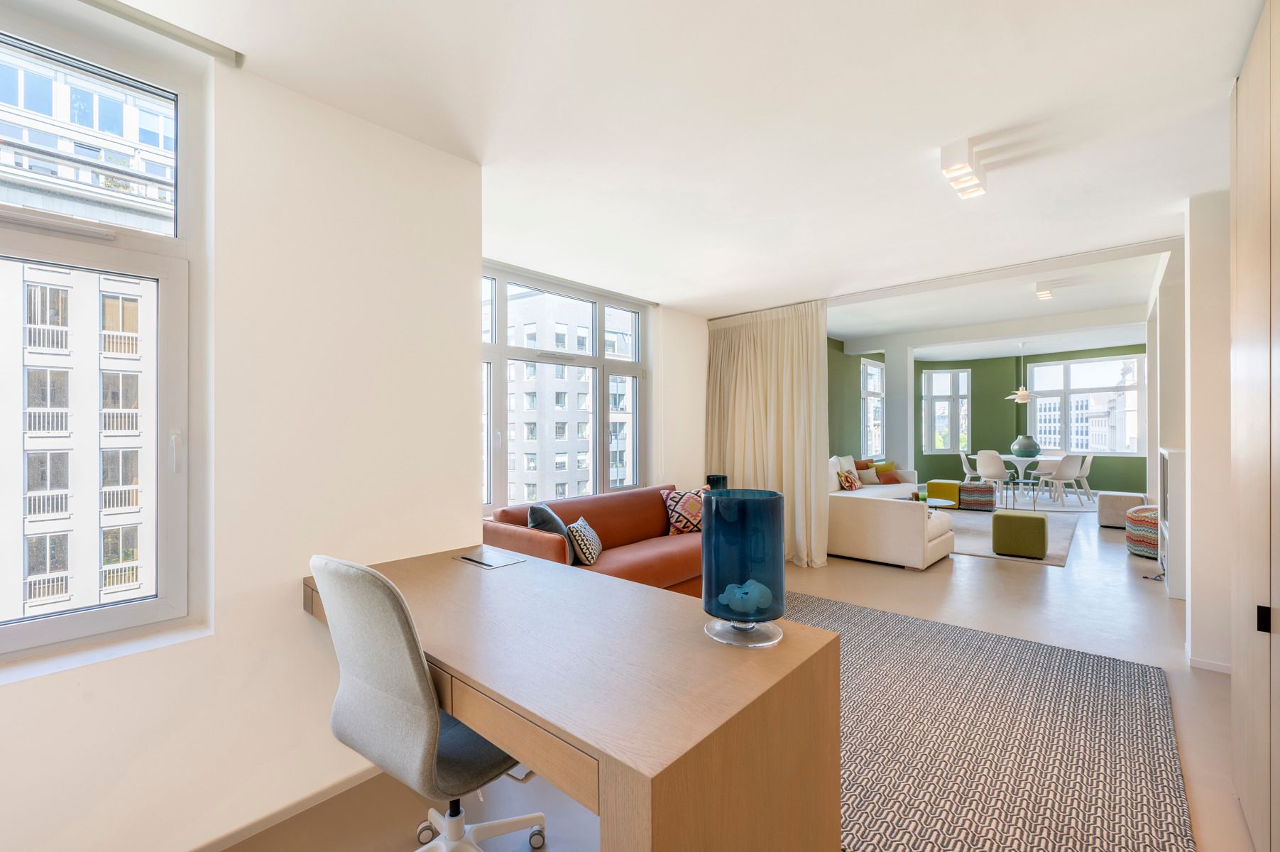 Luxueus gerenoveerd appartement in befaamde Meirbuilding foto 6