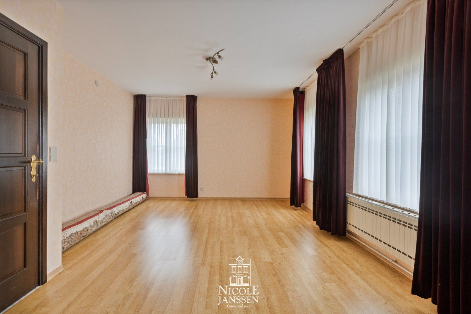 Vrijstaande gezinswoning foto 13