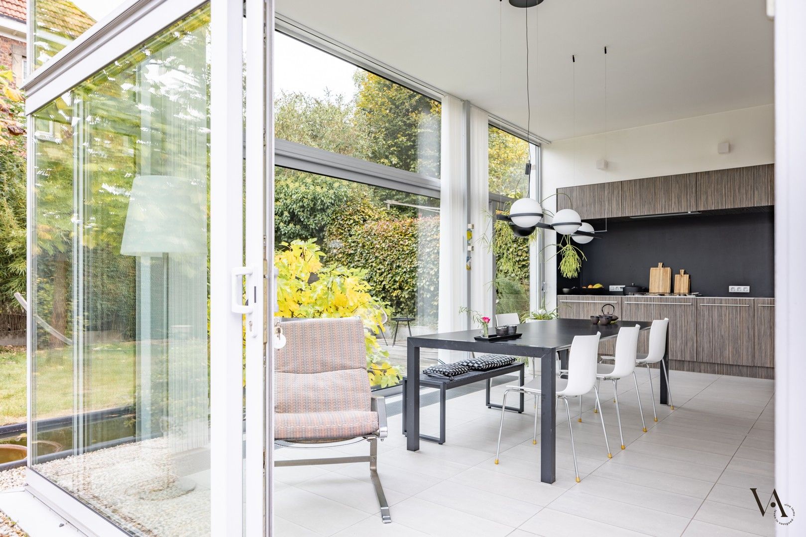 Charmante hoekwoning in de populaire Matadi-wijk foto 2