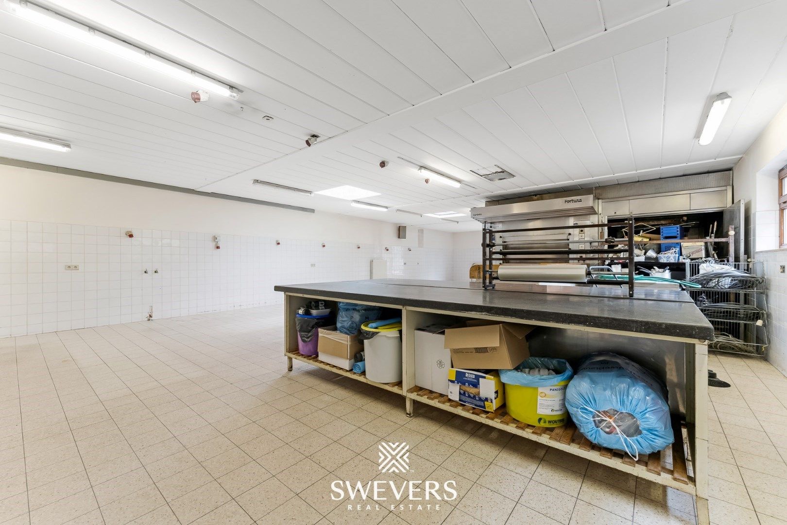 Multifunctioneel handelspand met instapklare woonst van 498m²  foto 16