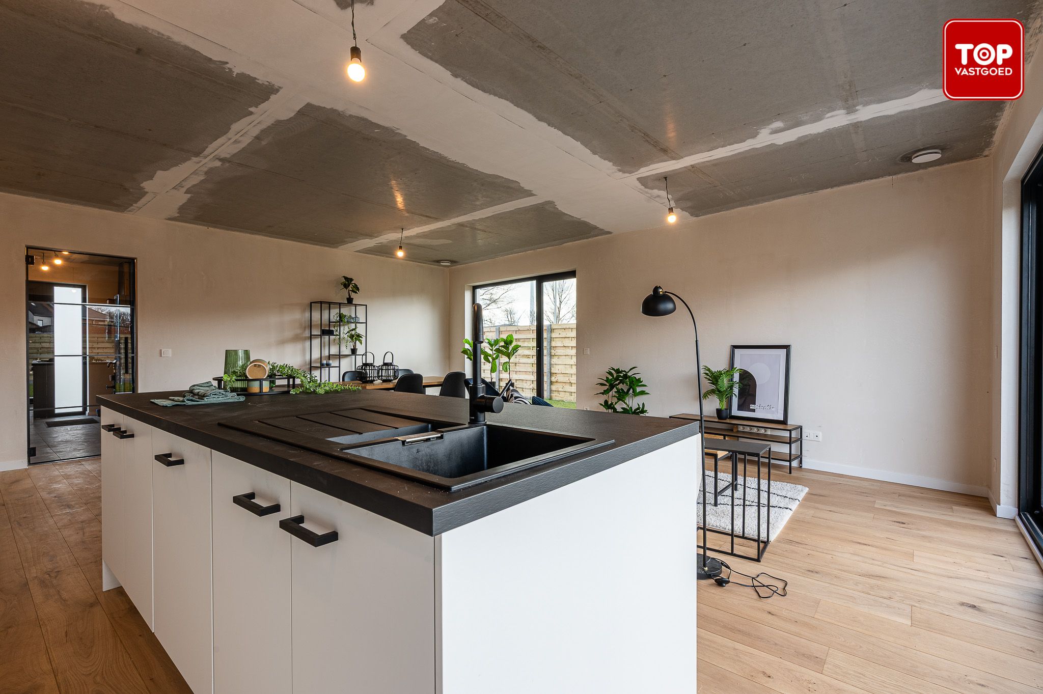 Energiezuinige Nieuwbouwwoning met 4 slaapkamers en leuke tuin.  foto 10