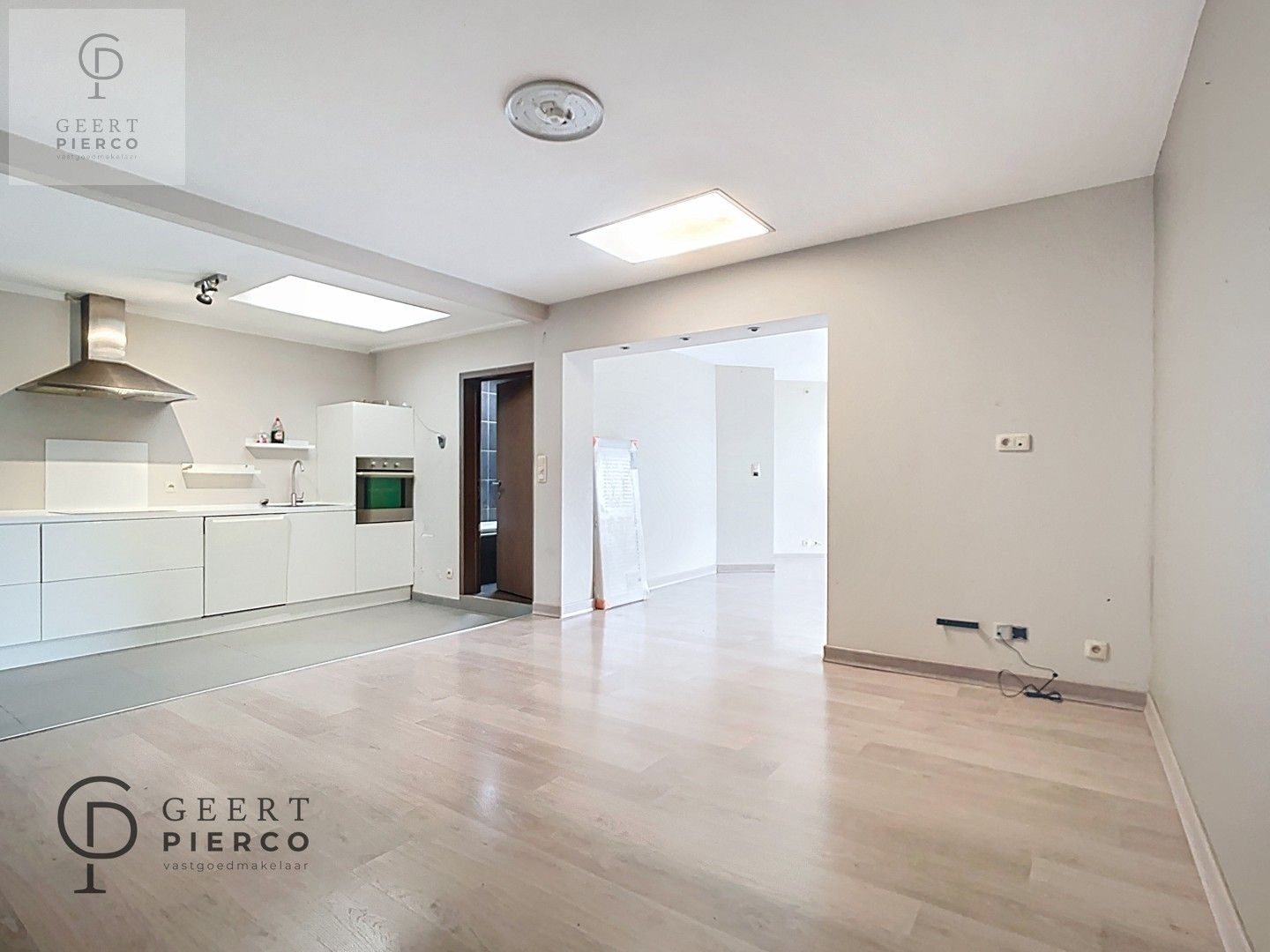 Handelszaak met woonst foto 17