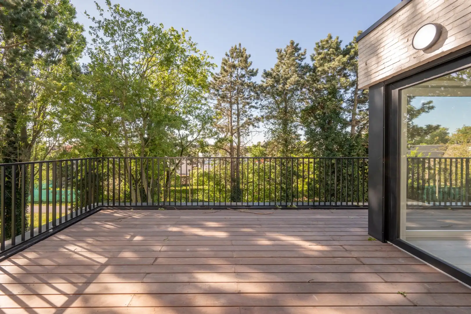 Subliem appartement te Sijsele met groot zonneterras! foto 7