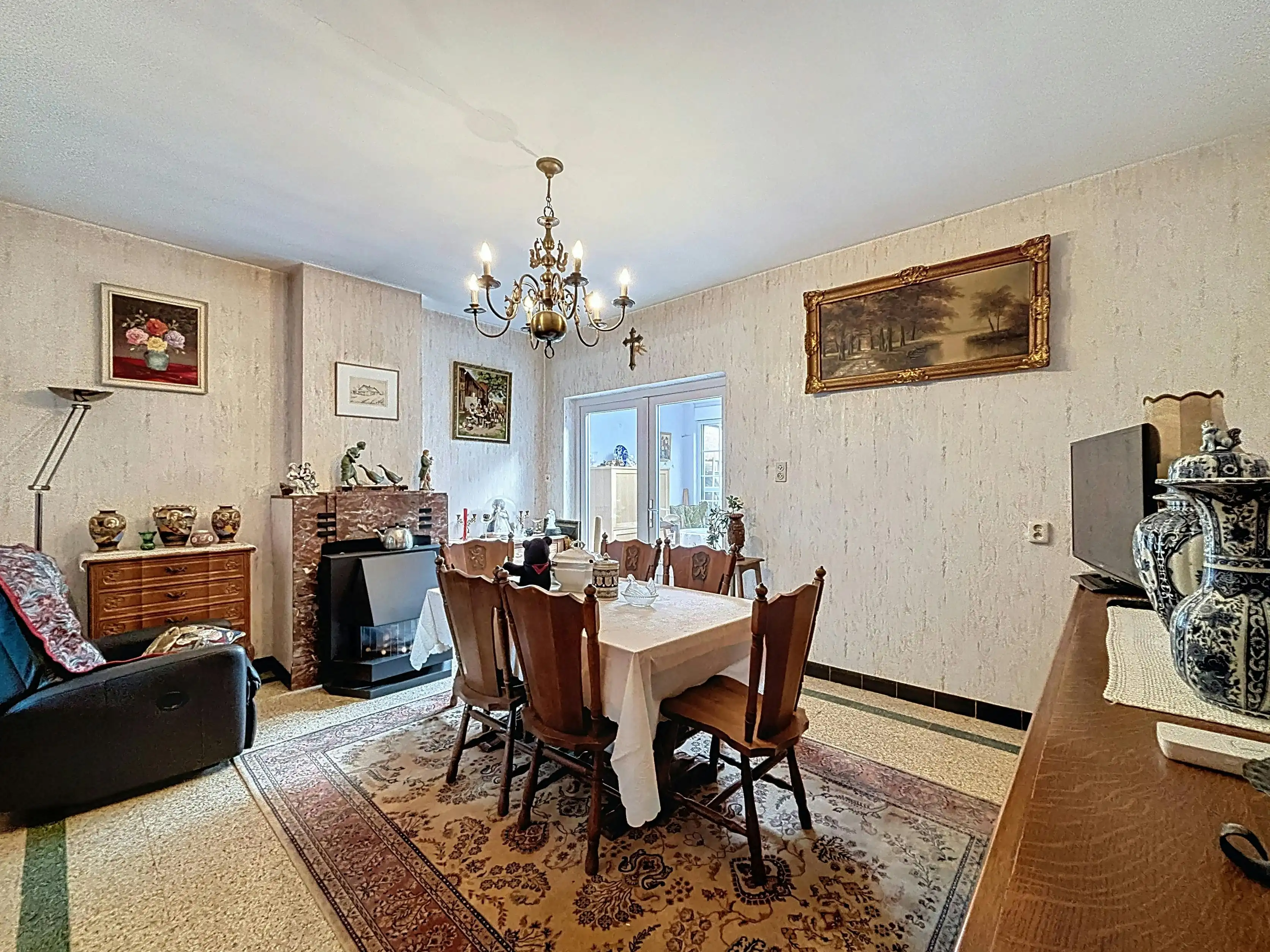 Te renoveren woning te koop in Wuustwezel! foto 7