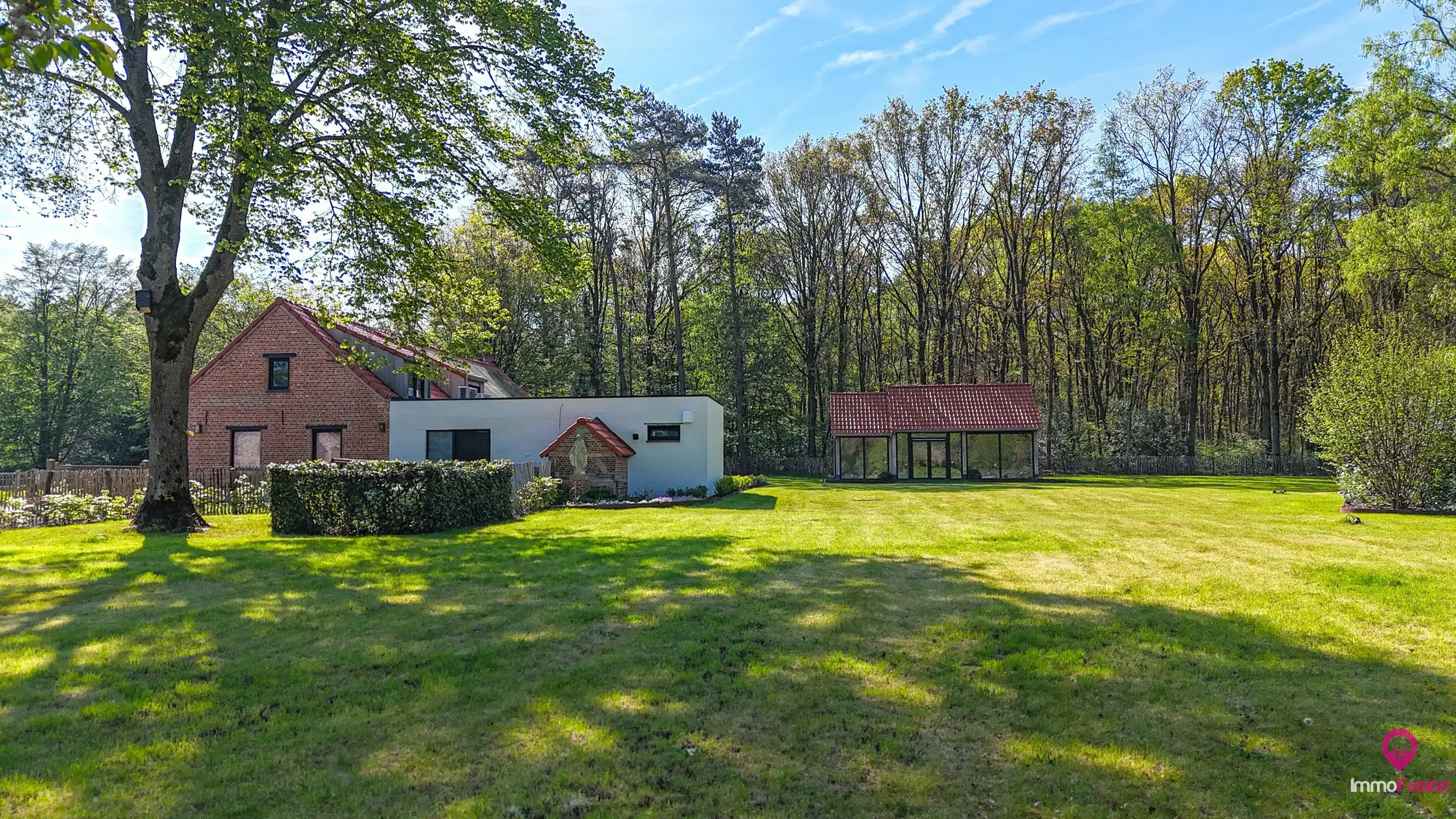 Multifunctioneel horecapand op een perceel van 1.9 hectare! foto 71