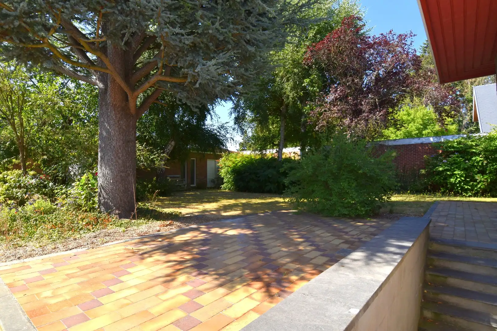 Alleenstaande woning met achterliggende opslag ruimte (205 m²) te koop in Heule foto 23