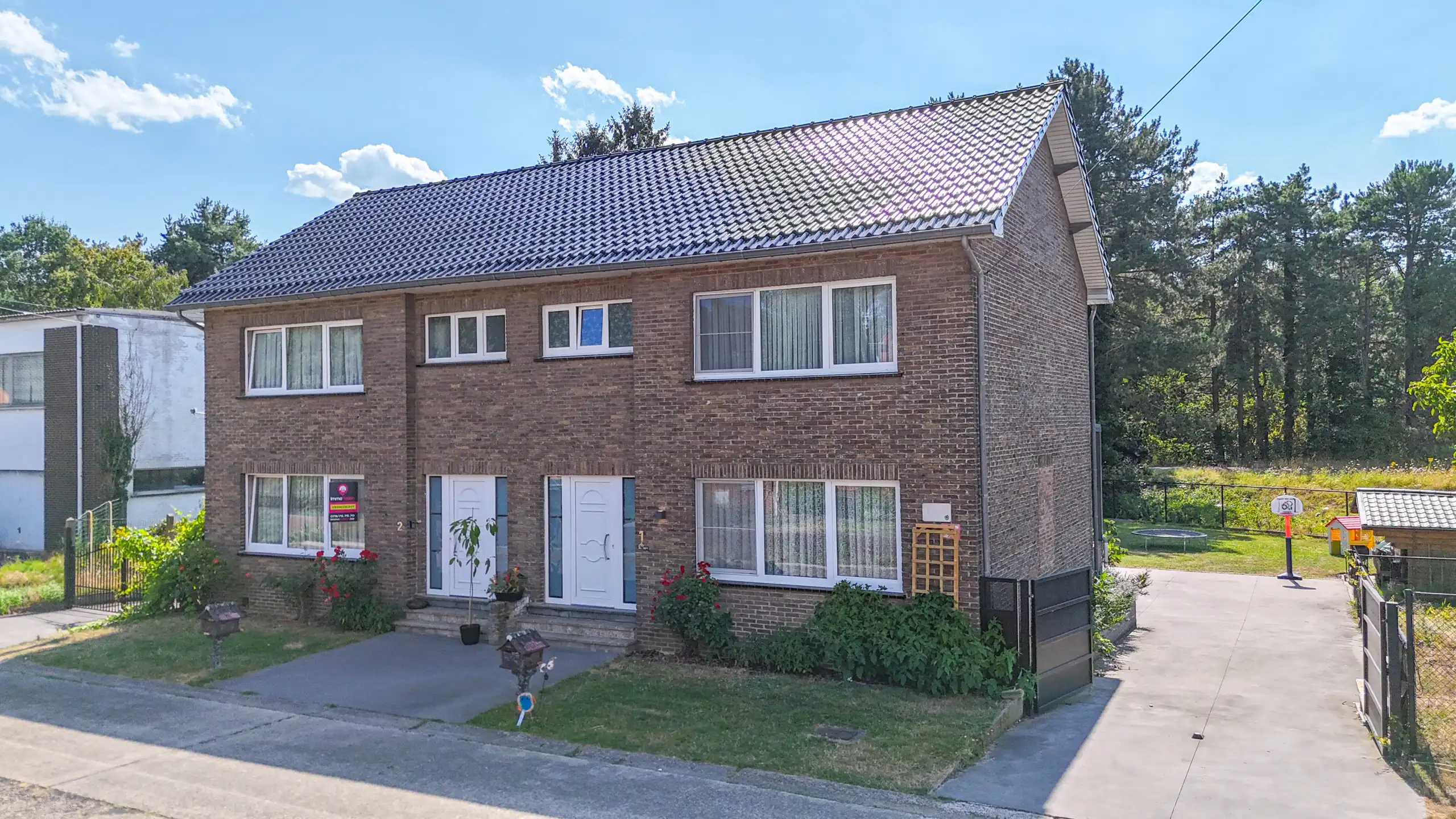 Instapklare woning met 3slpks, kelder en mooie tuin in Ham! foto 24