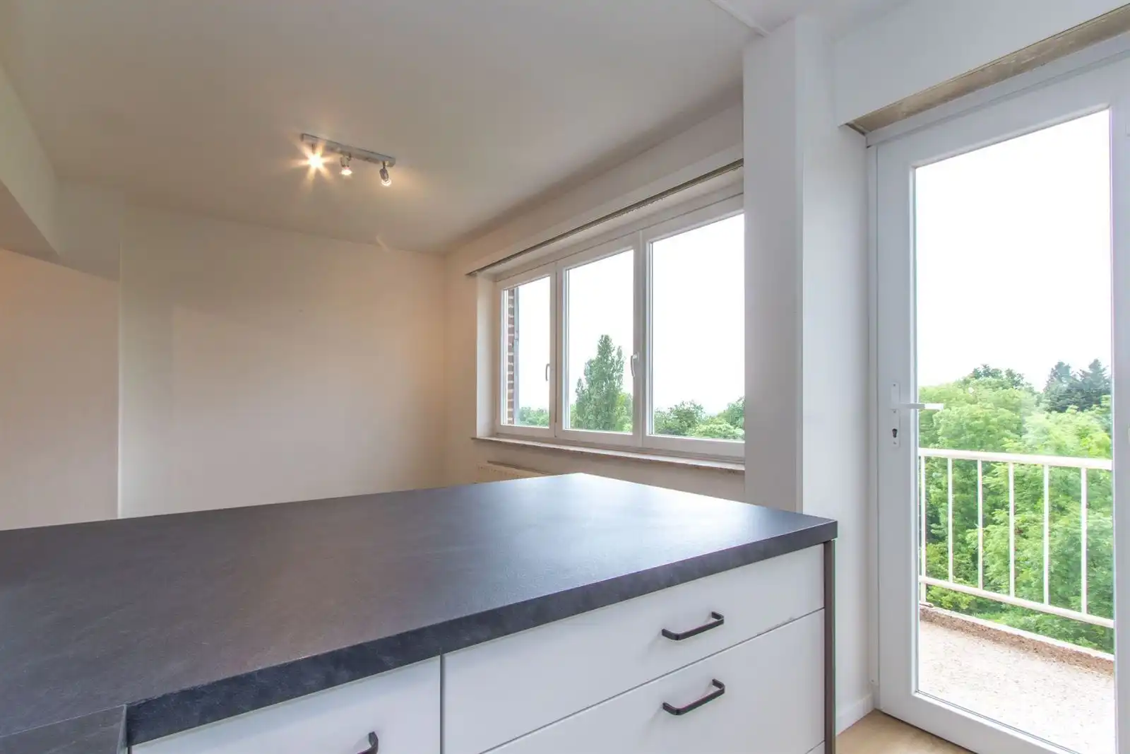 Appartement met 2 slaapkamers en staanplaats foto 7