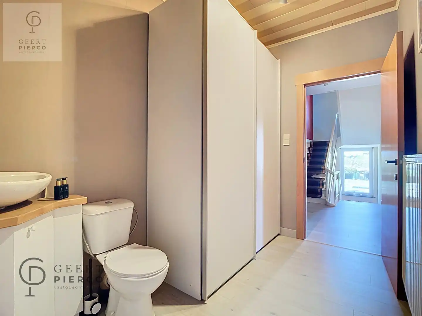 Prachtige stadswoning volledig instapklaar, in het hartje van Landen foto 29