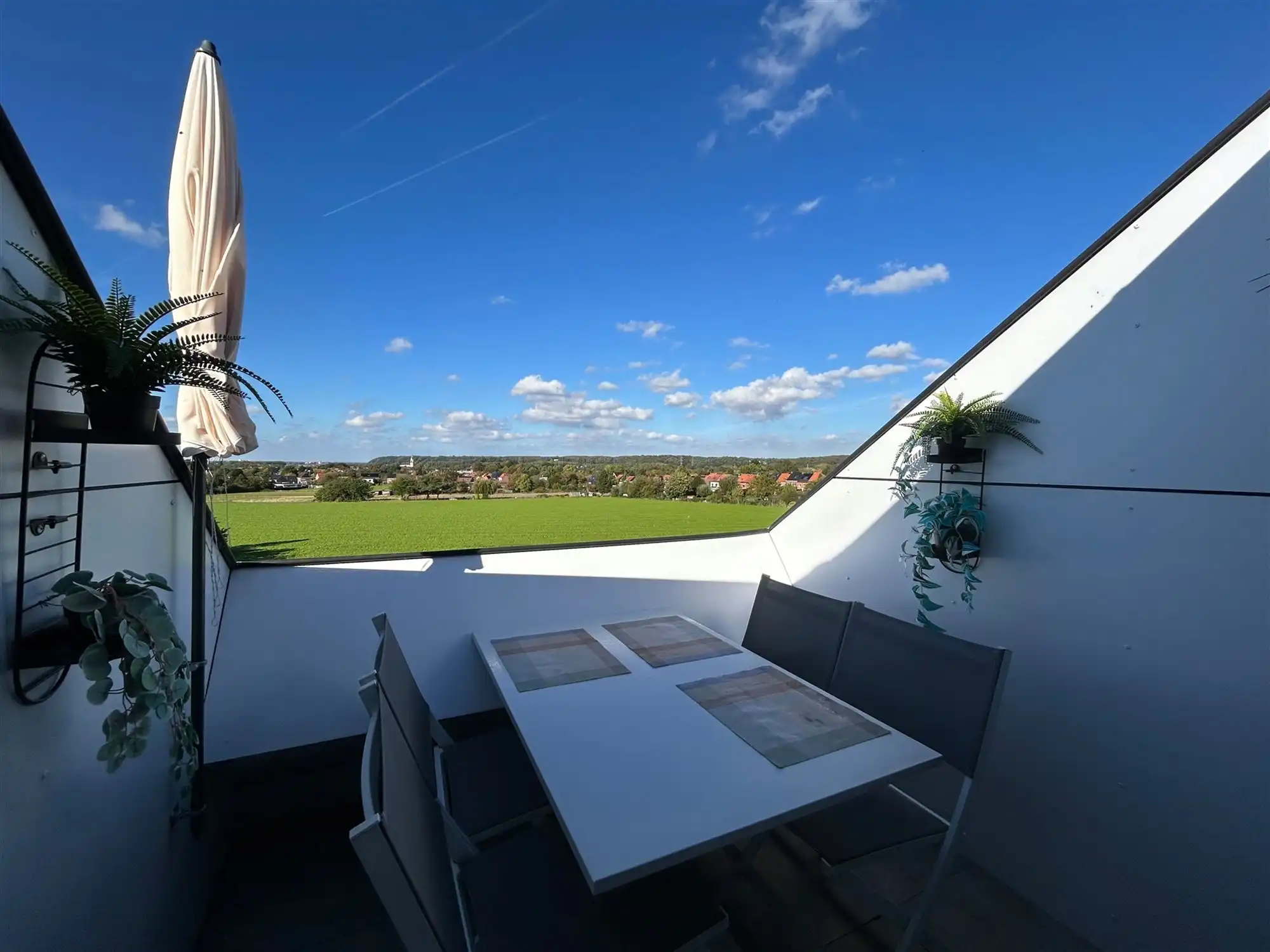 Lichtrijk duplex appartement met een ruim terras in Kessel-Lo foto 10
