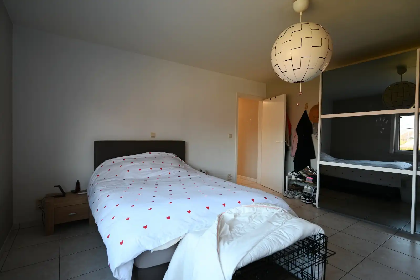 Ruim en lichtrijk appartement met prachtig zicht op het Roobeekpark! foto 4