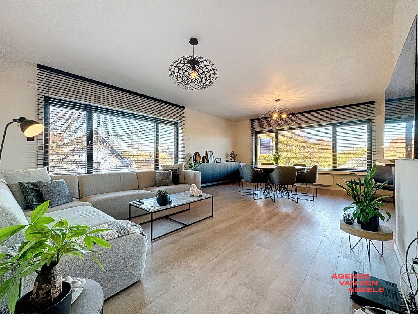 Prachtig energiezuinig hoekappartement met 3 slaapkamers foto {{pictureIndex}}