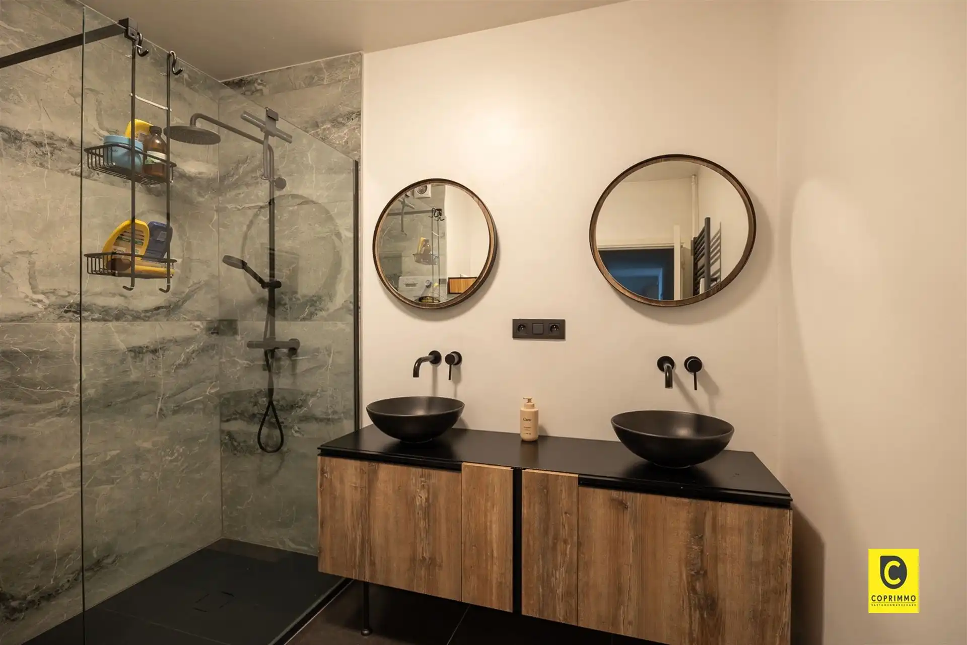 Mooi 2 slpk appartement met prachtig zicht foto 9