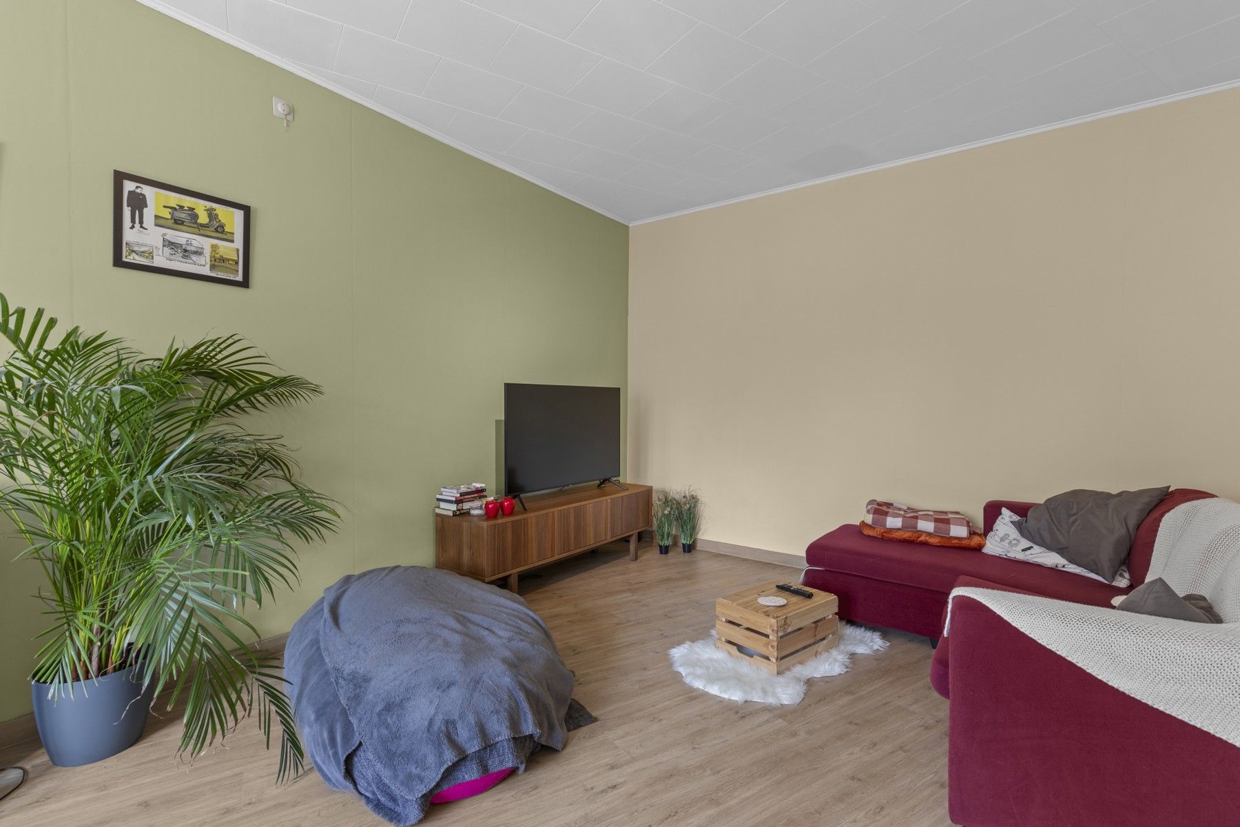 Zeer ruim en instapklaar appartement inclusief  garage -  foto 3