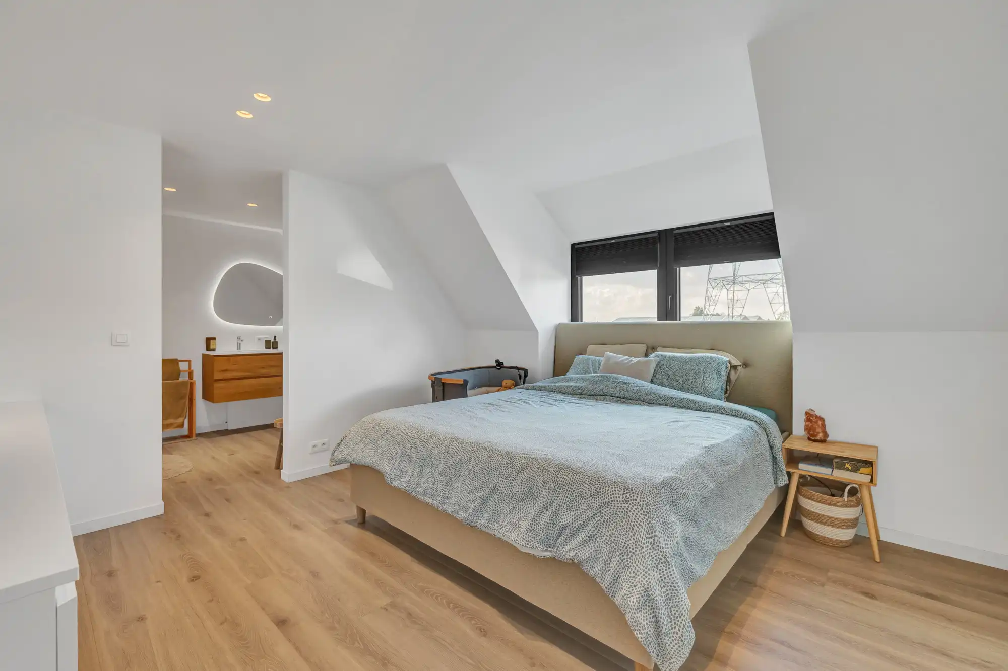 Energiezuinige alleenstaande woning met weide op 19a 37ca foto 27