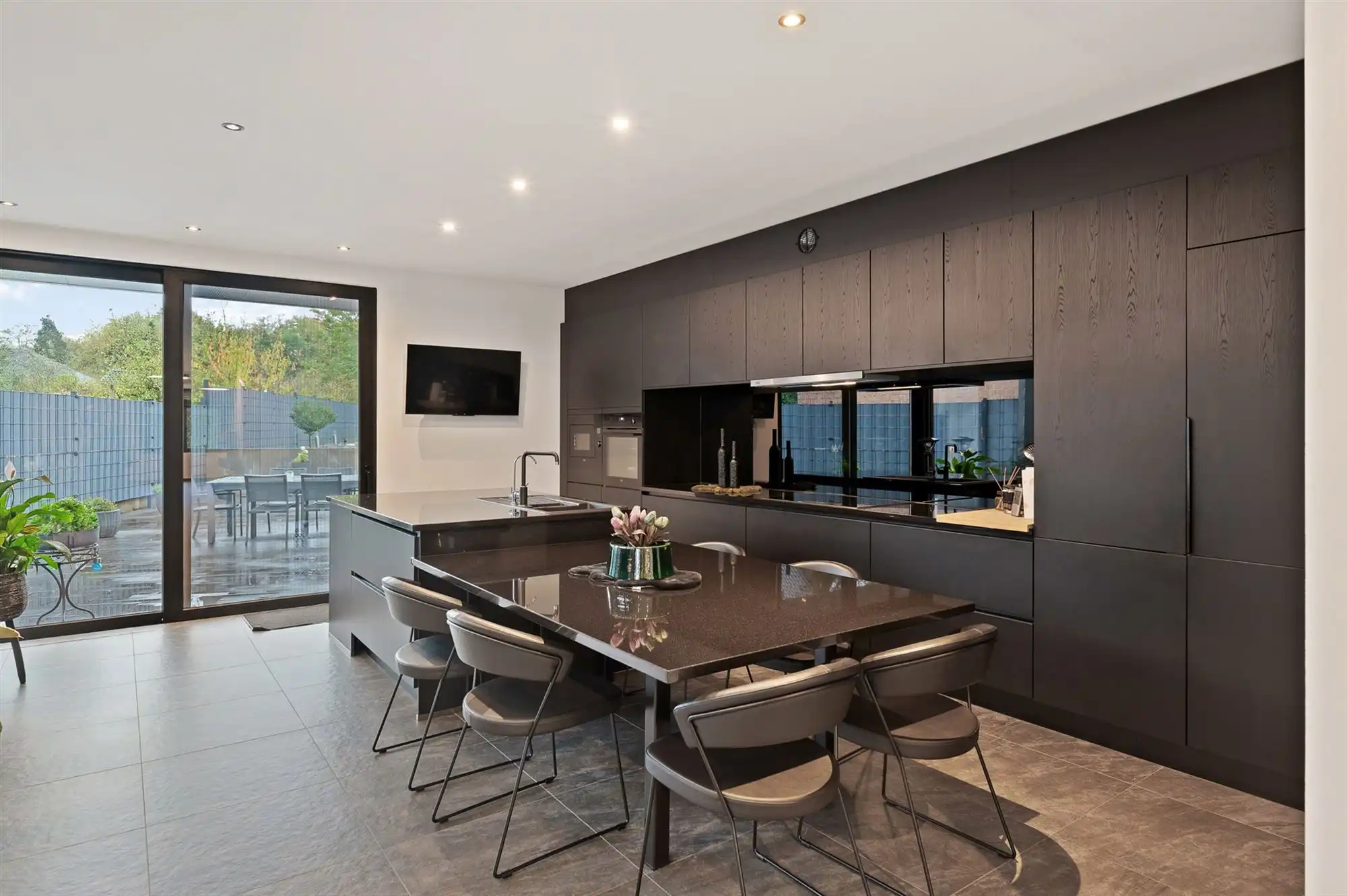 KNAP GERENOVEERDE WONING WONING MET 3SLAAPKAMERS OP EEN ZONNIG GEORIËNTEERD PERCEEL TE OOSTHAM foto 12