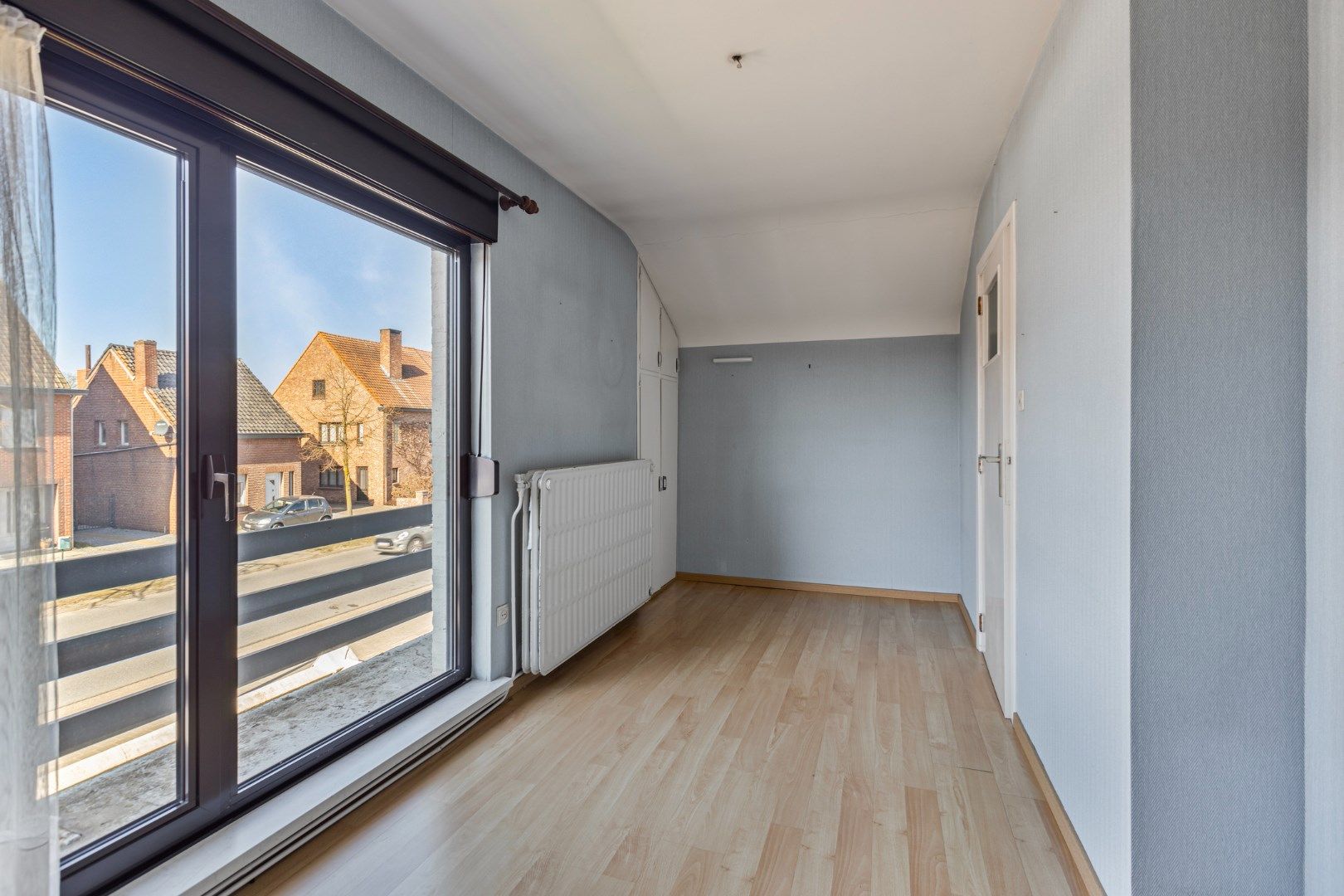 Te renoveren woning met garage en ruime tuin nabij het centrum van Dessel ! foto 15