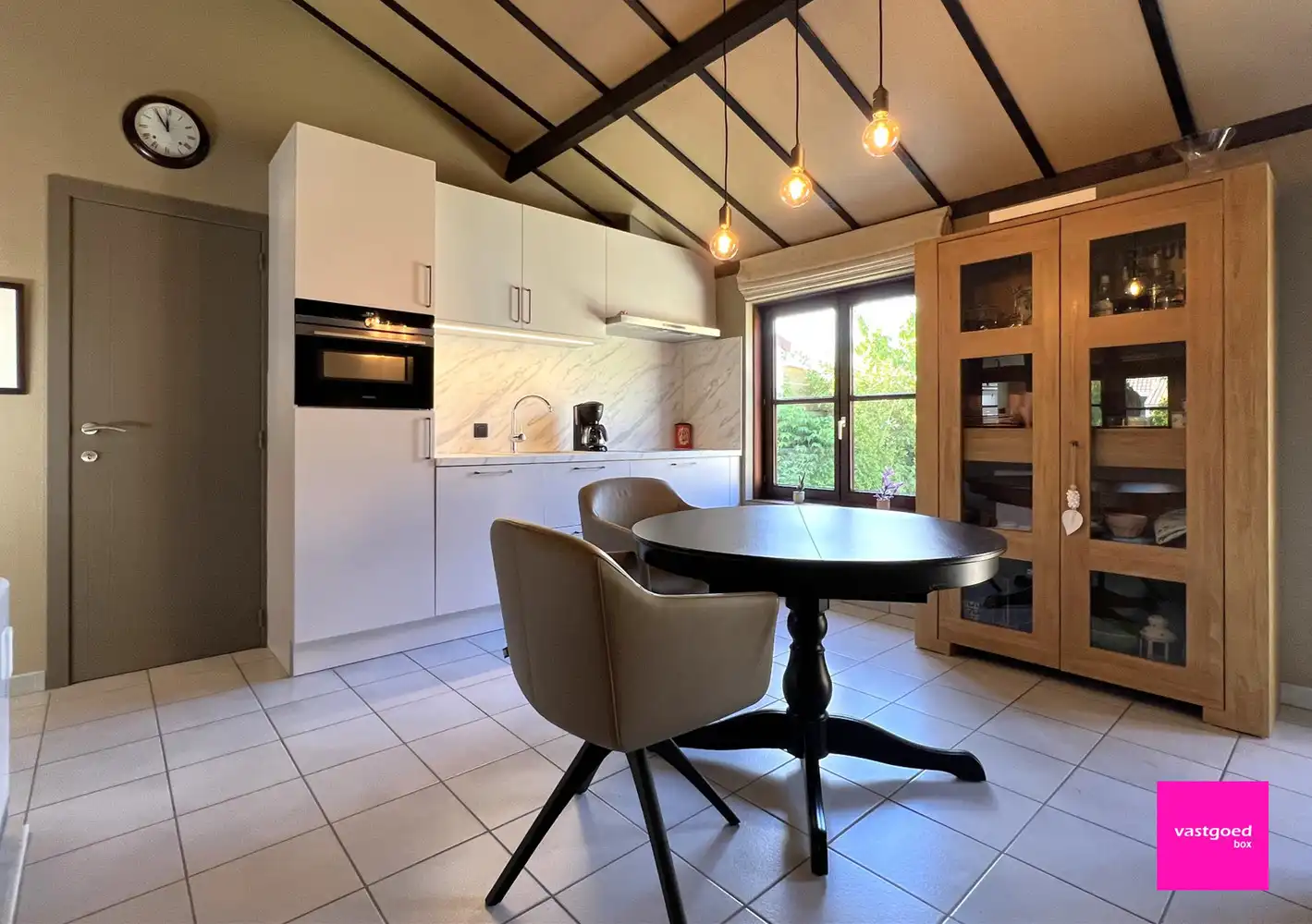 Prachtige vakantiewoning met tuin en autostaanplaats – Zeewind II, Bredene. foto 8