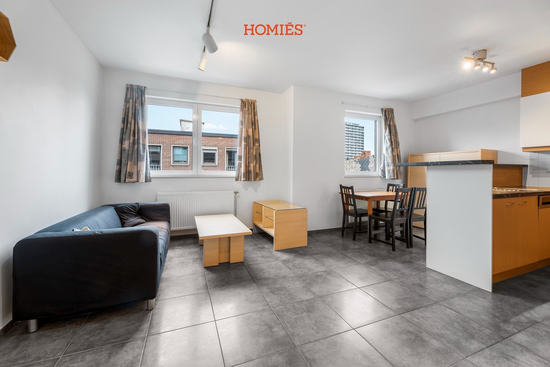 Bemeubeld duplexappartement op een steenworp van Leuven foto {{pictureIndex}}