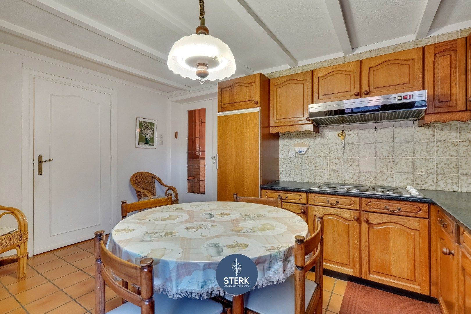 OP TE KNAPPEN GEZINSWONING AAN DE MAAS TE UIKHOVEN !  foto 8