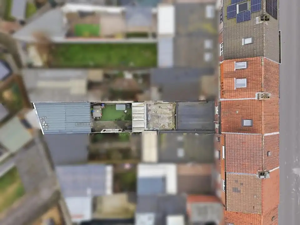 ENERGIEZUINIGE GEZINSWONING MET 3 SLKS, TERRAS EN TUIN IN TONGEREN foto 2