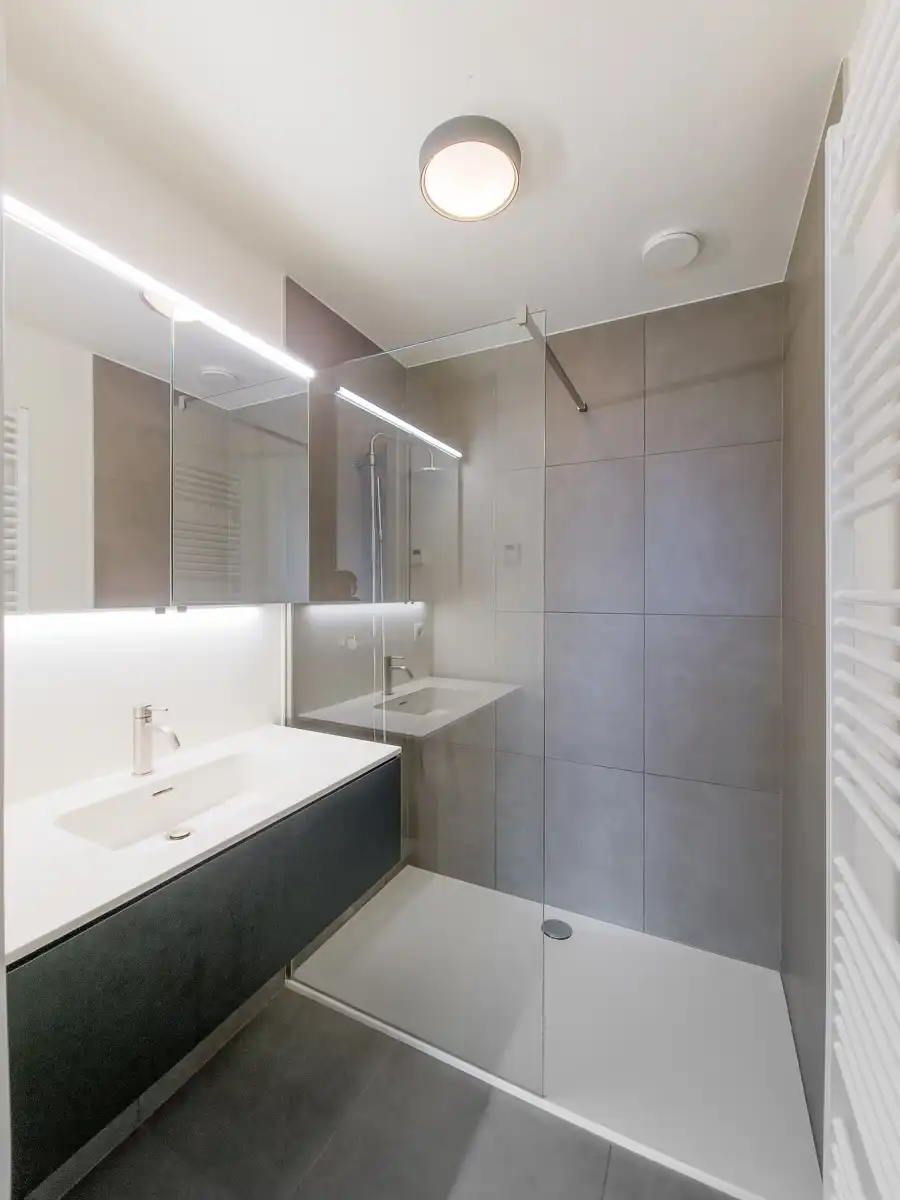 1-slpk app. met terras en zicht op Schelde en binnenpark foto 9