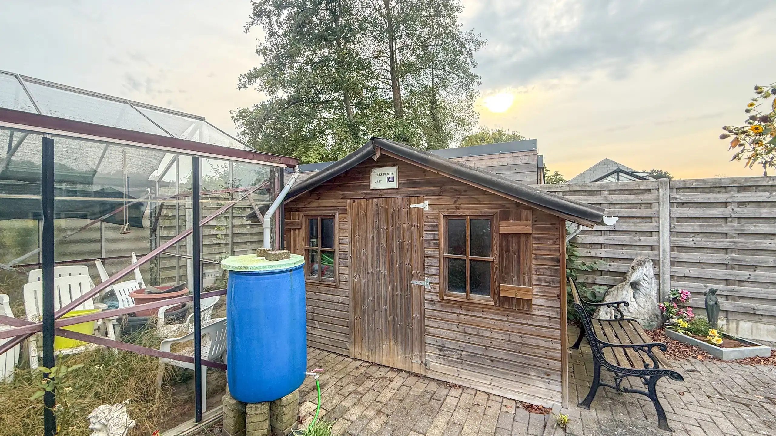 Veelzijdig investeringspand met 10 kamers, lift en kelder! foto 119