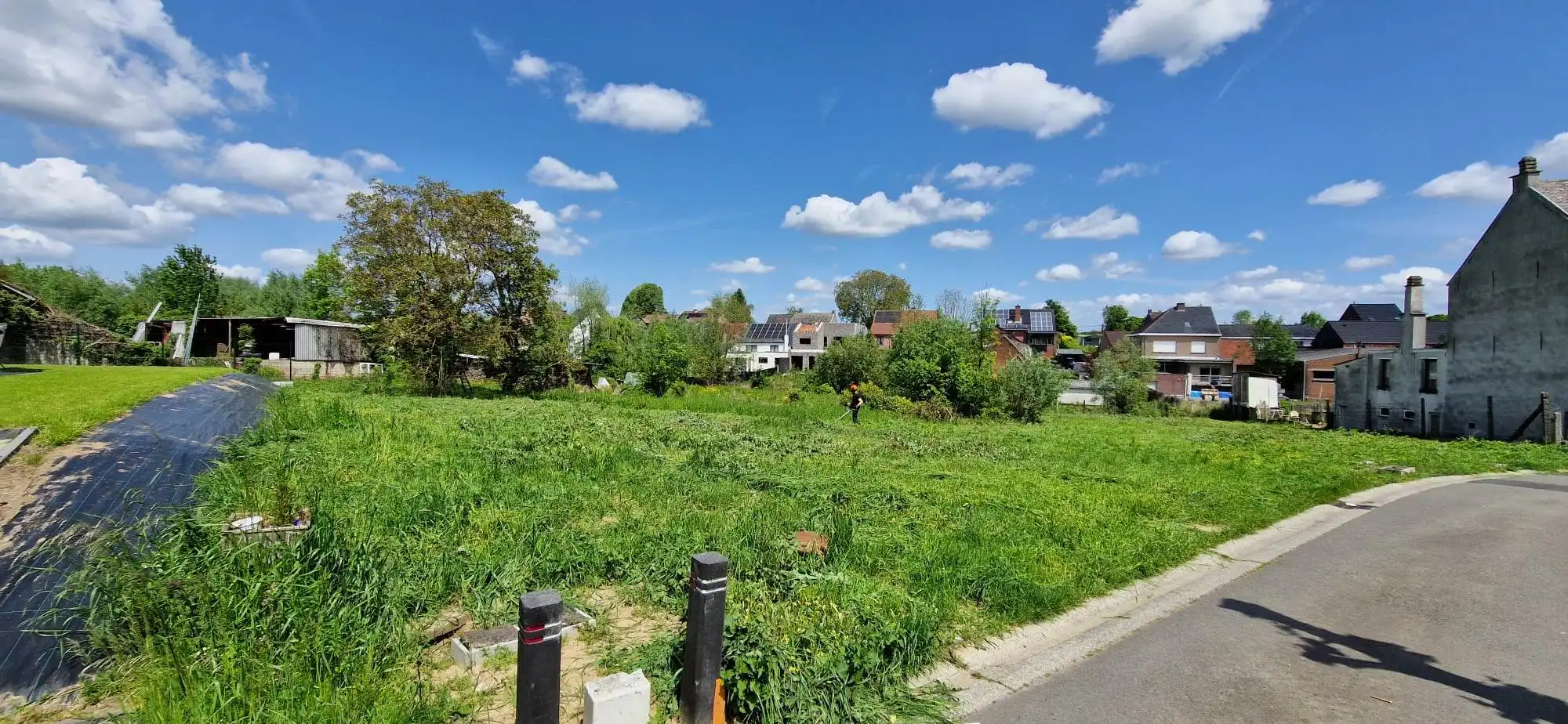 Rustig gelegen bouwgrond voor HOB foto 2