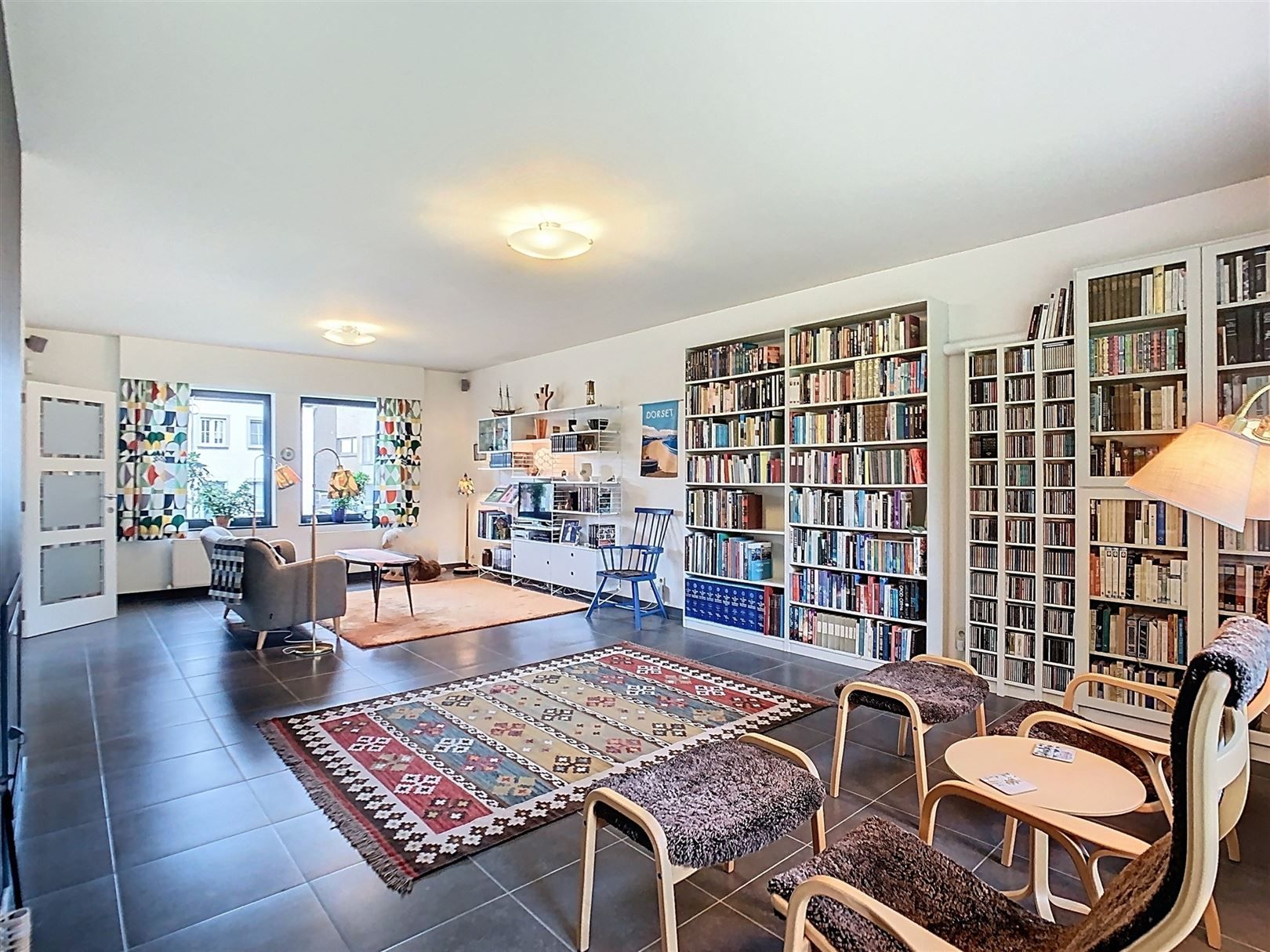 Unieke villa met prachtige tuin op 22a foto 8