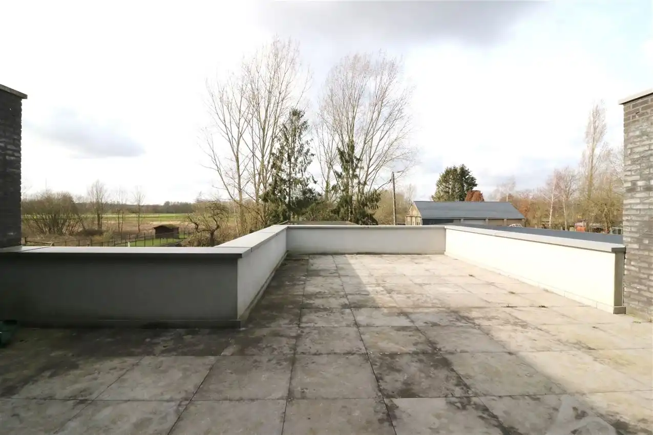 Duplex appartement met 3 slpk., terras en garage  foto 4