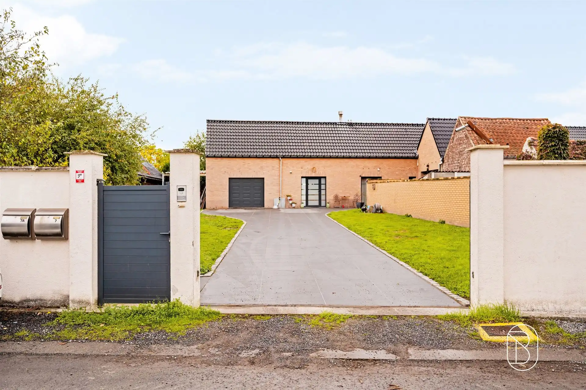 Ruime woning met bijgebouw in Laplaigne foto 3