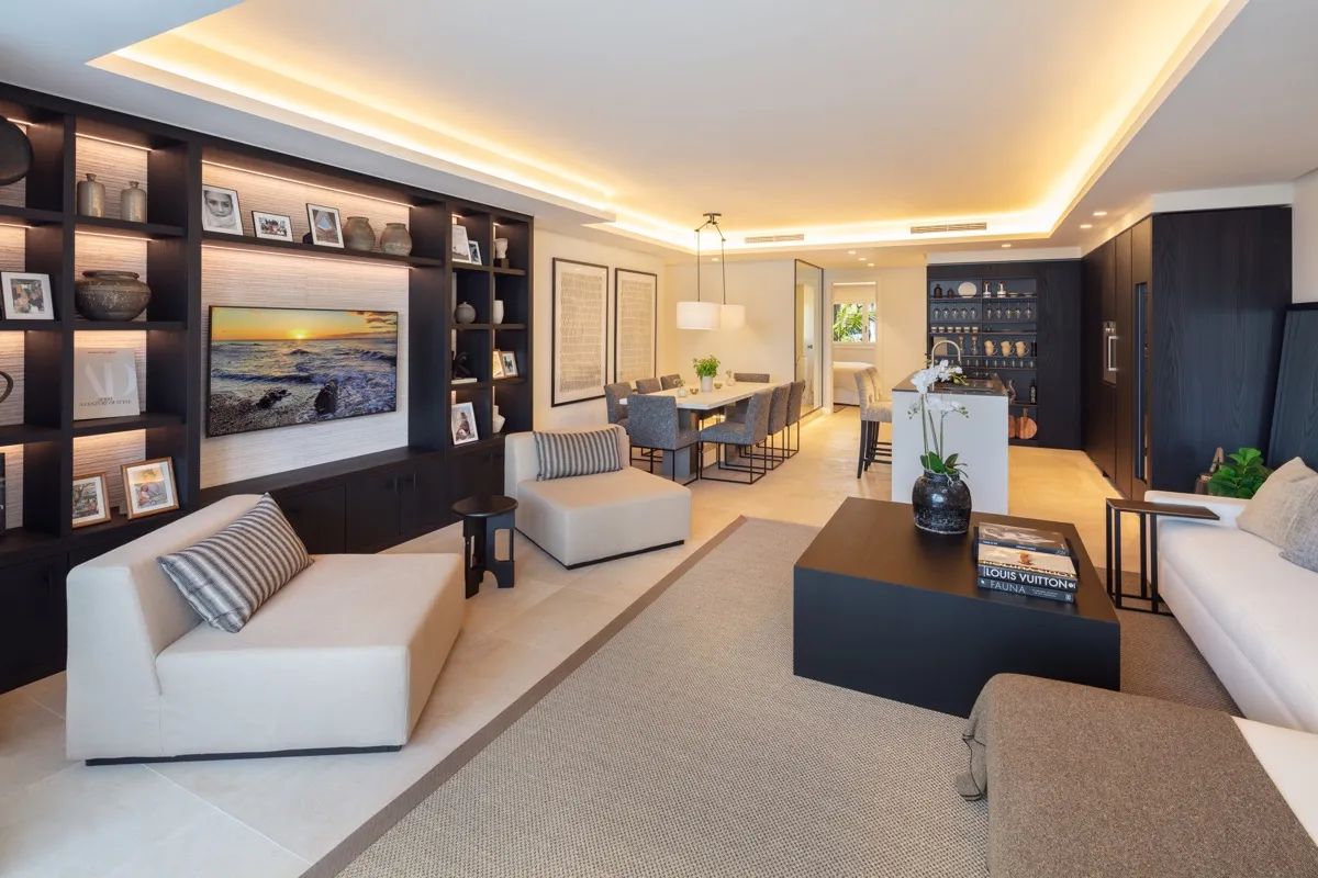 Exclusieve luxe in Marbella: prachtig appartement in het iconische Puente Romano Resort foto 3