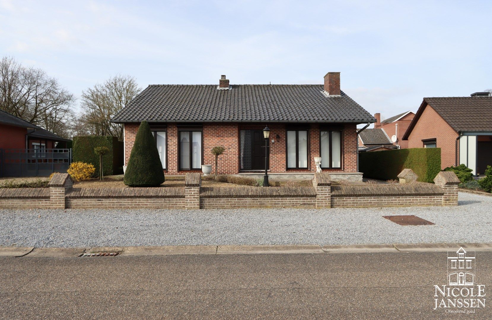 Verzorgde gezinswoning met mooie tuin in Geistingen foto 1