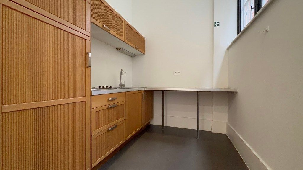 Prachtig kantoor/showroom te huur in hartje Antwerpen foto 6