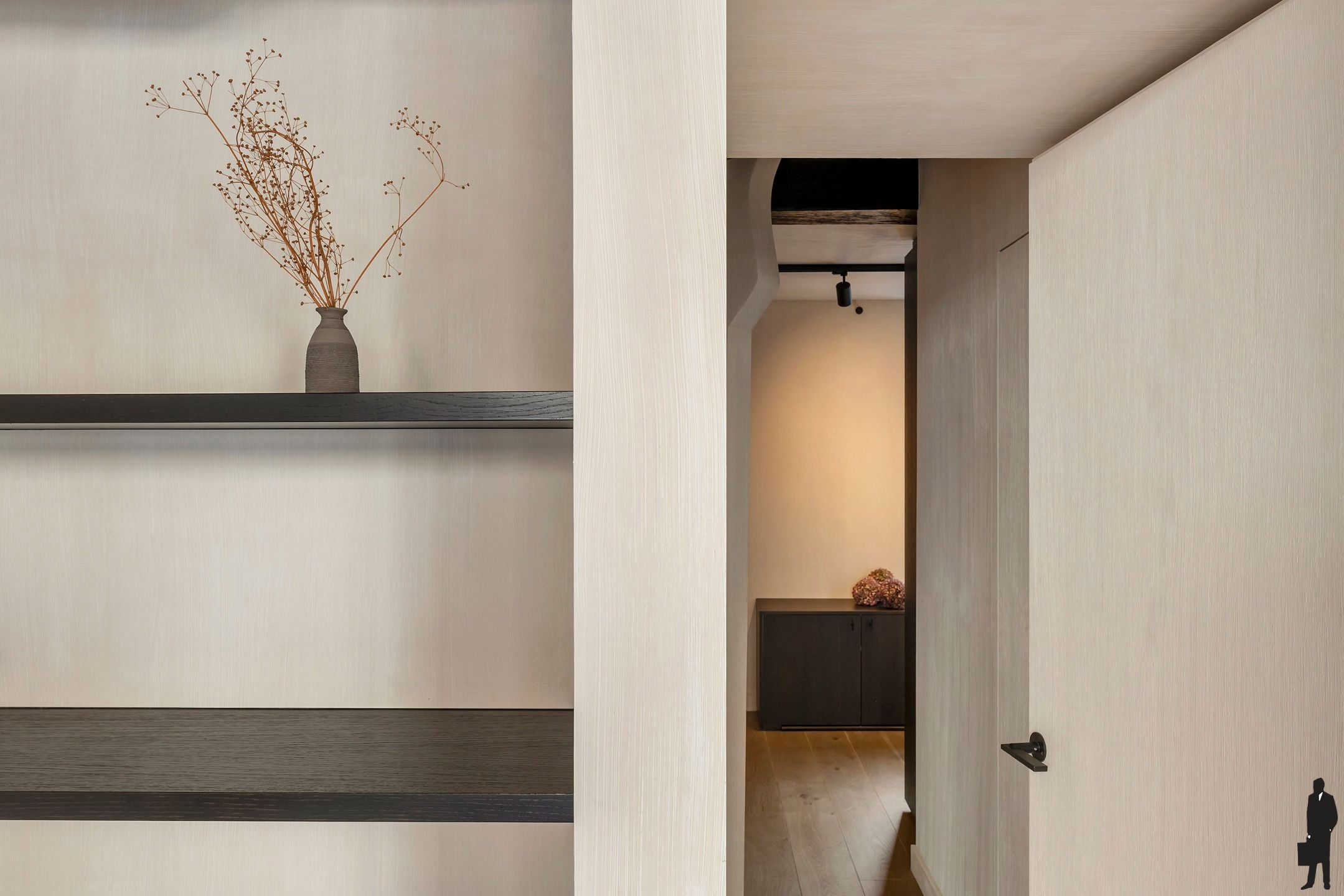 Neoclassicistische stadswoning uit de 19de eeuw met zicht op de Schelde en de Kathedraal foto 18