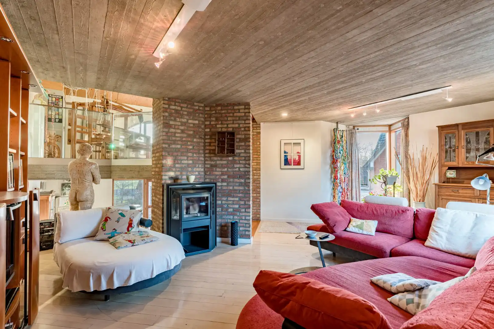 Gezinswoning met zuidgerichte tuin en garage, 5a 85ca foto 4