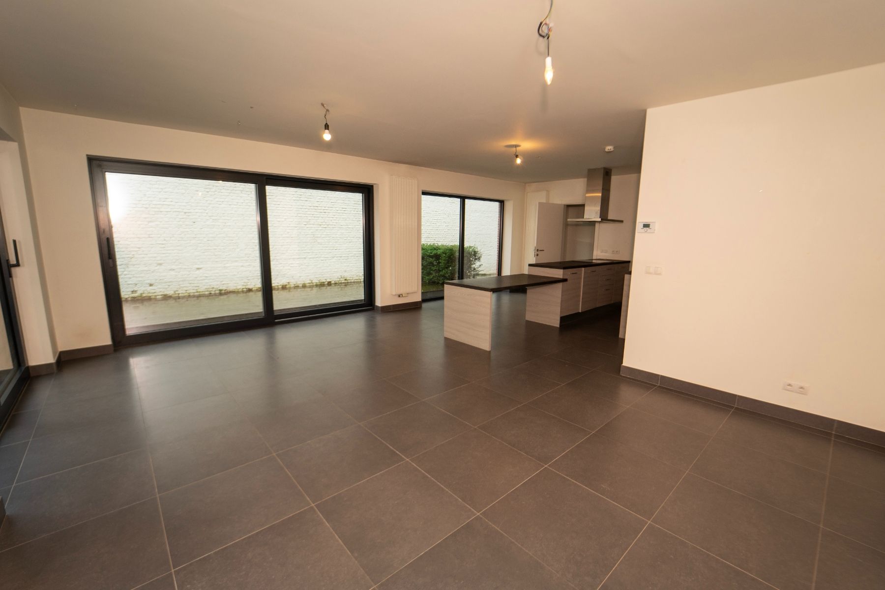 Gerenoveerd appartement  vlak bij station Gent Sint-Pieters te huur foto 17