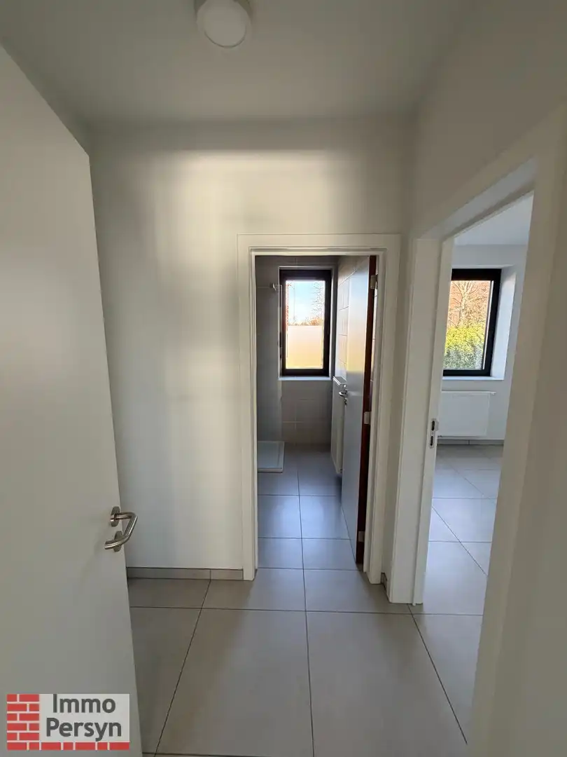 Lichtrijk 2-slaapkamer appartement met zuidgericht terras in Kuringen foto 14