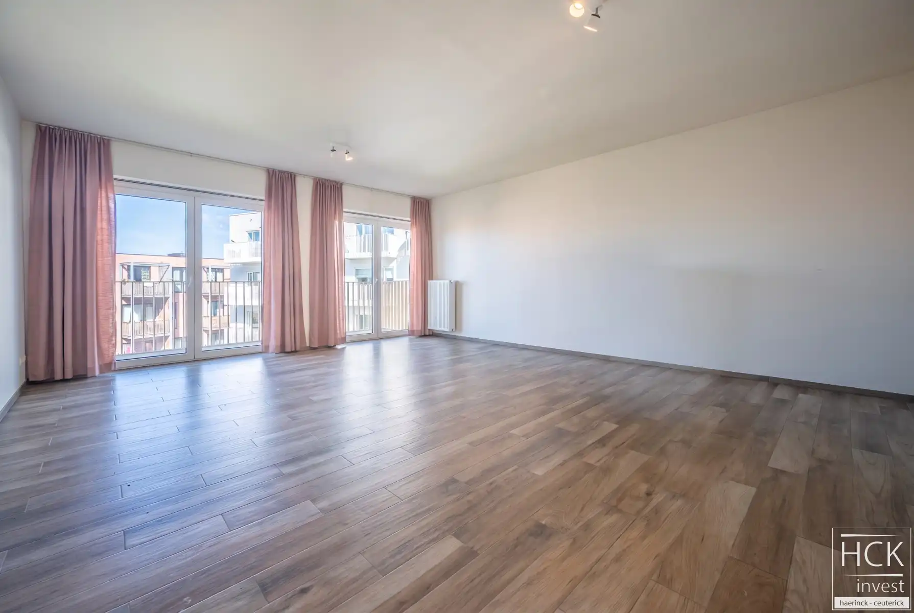KORTRIJK - Instapklaar en energiezuinig appartement op toplocatie! foto 3
