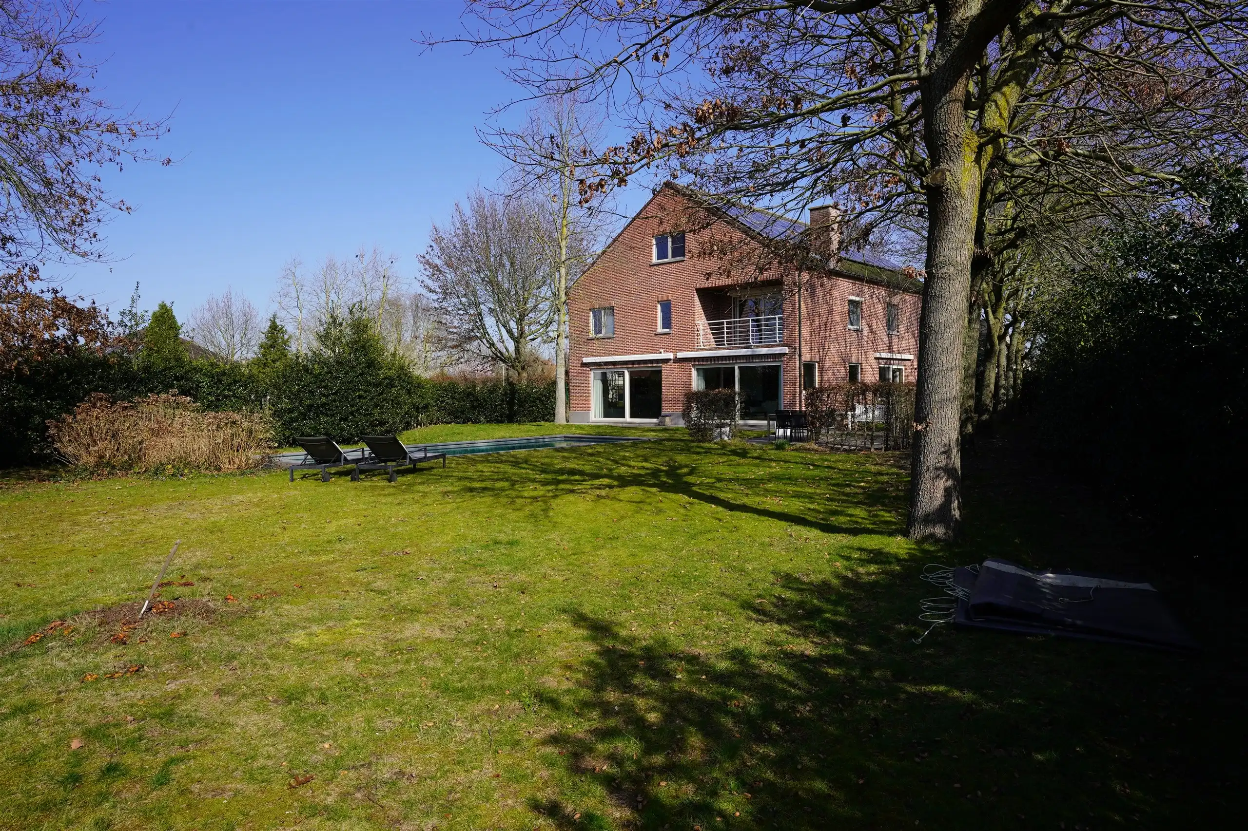 Droomvilla met zwembad op 1391 m² - 4 slaapkamers en bureel foto 3