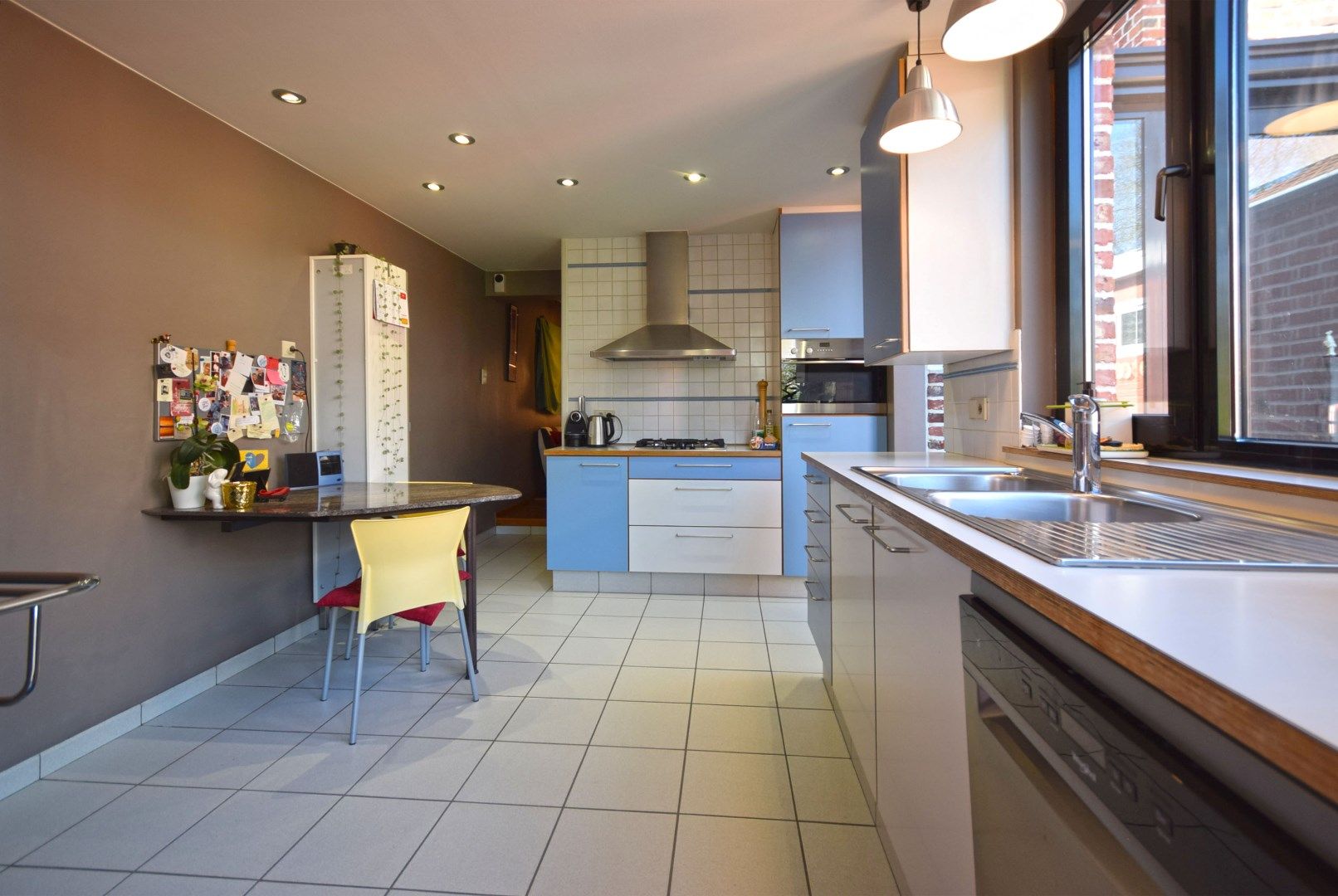 GEZELLIGE RIJWONING MET TUIN foto 7
