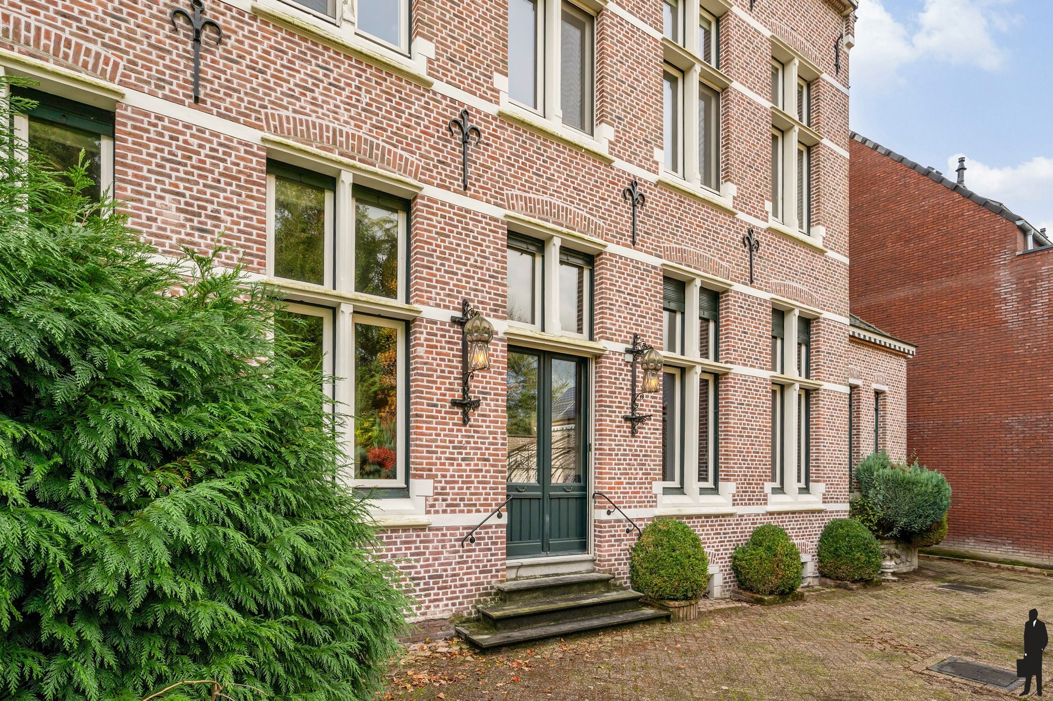 Historisch herenhuis pal in het centrum van Essen! foto 23
