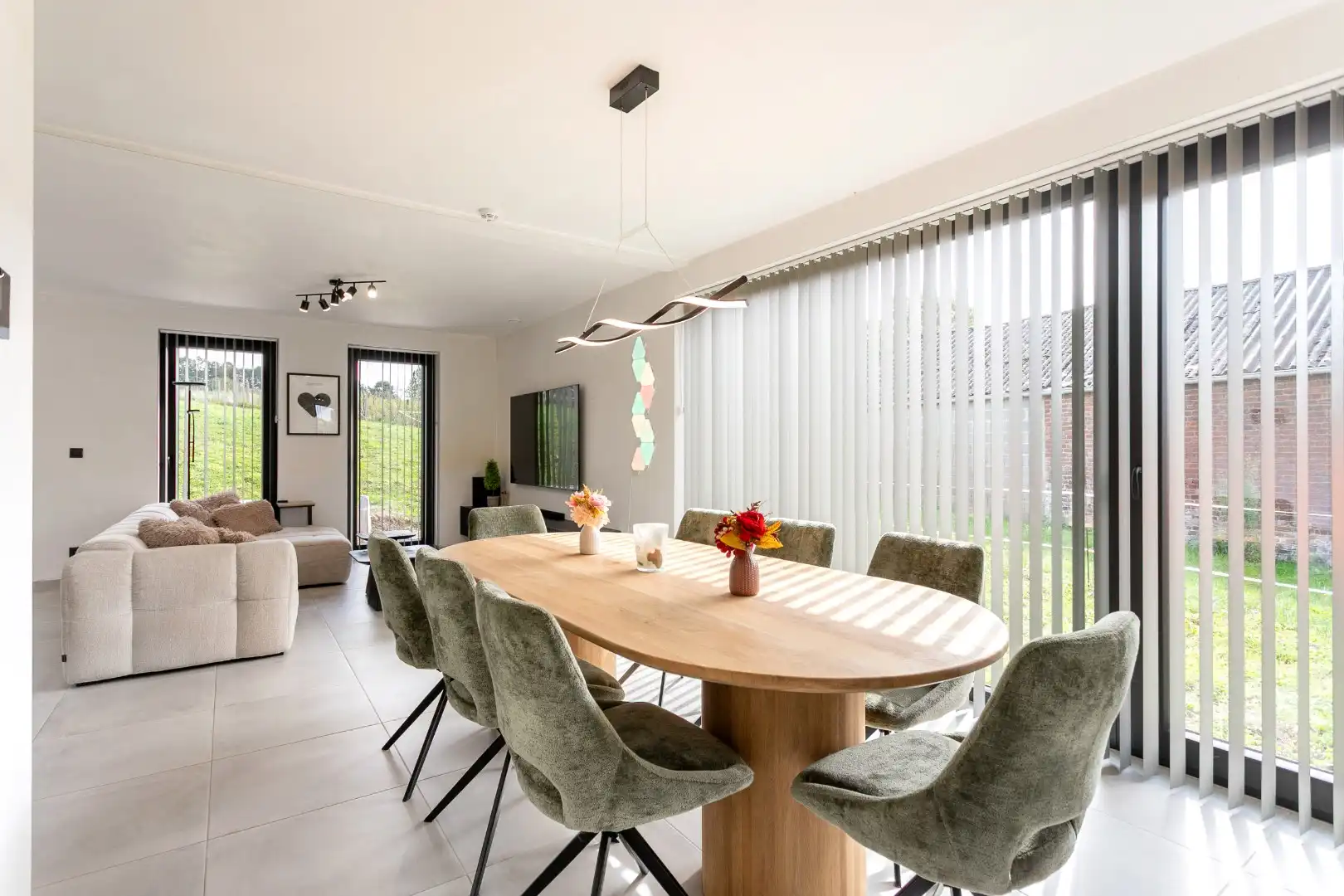 Recente woning (EPC A) met 3 slpks, garage en tuin op 7are foto 9