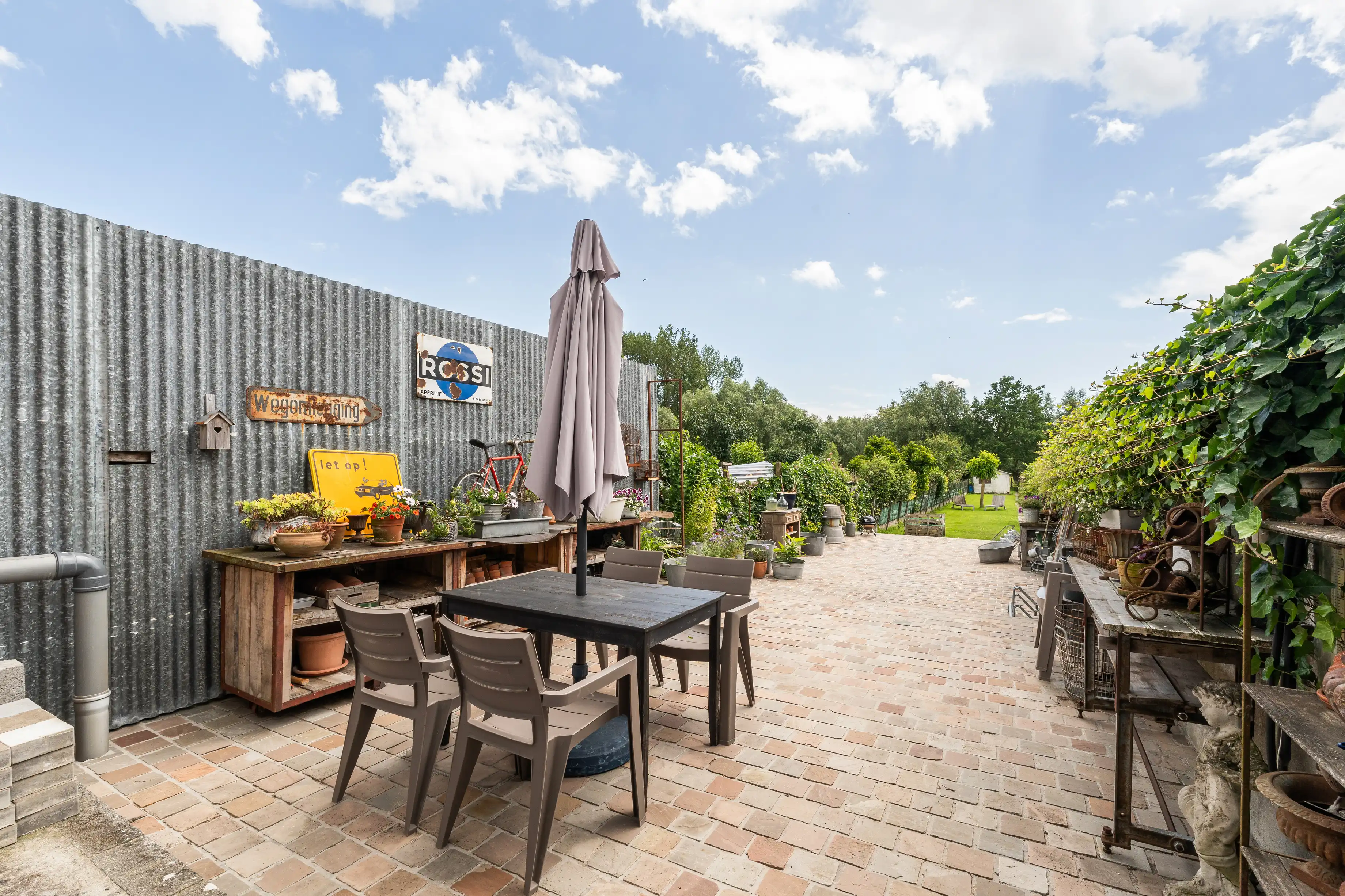 Verrassend ruime woning met zonnige tuin nabij het Muziekbos foto 13