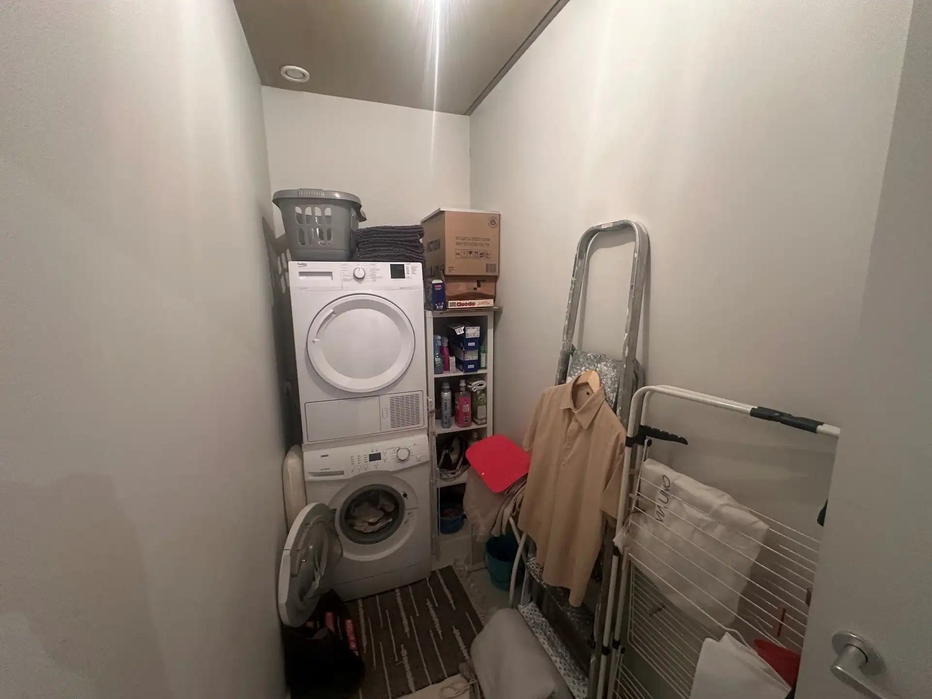 Exclusieve moderne woning met gemeenschappelijke binnentuin en ondergrondse autostaanplaats.  foto 7
